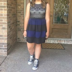 Xtraordinary  Juniors Sz. Lg. Dress